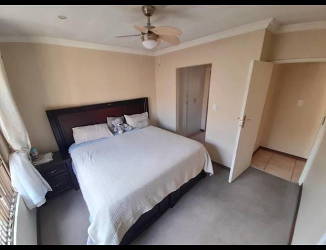 3 BEDROOM HOUSE FOR SALE IN HUGHES